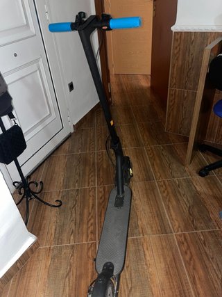 Patinete Eléctrico Negro