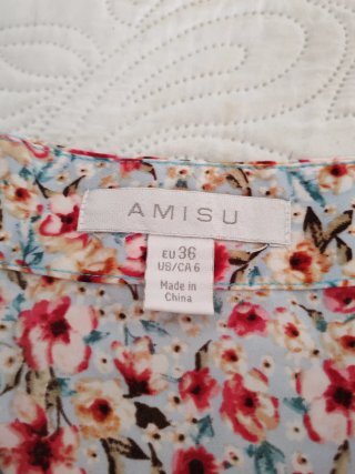 Falda corta floral mujer
