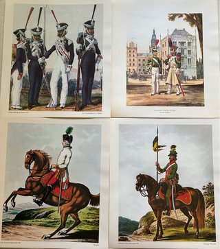 Colección de láminas militares antiguas