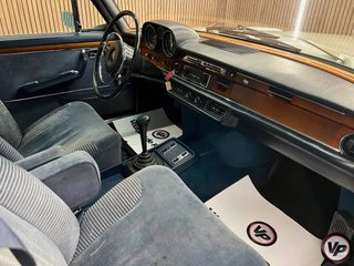 Mercedes-Benz 300 SEL 3.5 200 kW (272 CV)