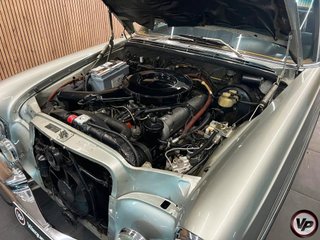 Mercedes-Benz 300 SEL 3.5 200 kW (272 CV)