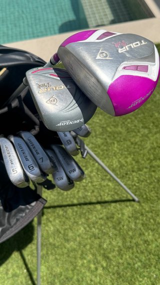 Bolsa de golf Inesis y palos mujer