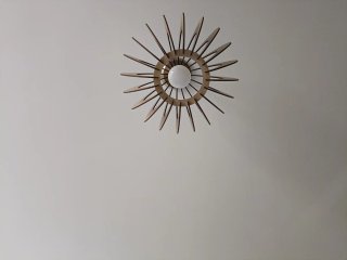 Lámpara colgante de madera y metal