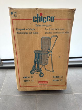 Mochila portabebés Chicco como nueva