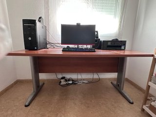 Mesa de roble macizo para oficina