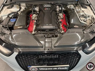 Audi RS4 Avant 4.2 FSI quattro 331 kW (450 CV)