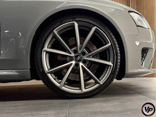Audi RS4 Avant 4.2 FSI quattro 331 kW (450 CV)