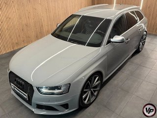 Audi RS4 Avant 4.2 FSI quattro 331 kW (450 CV)