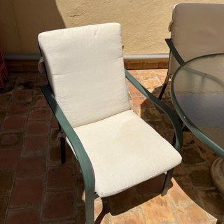 Mesa terraza cristal y 4 sillas metal