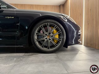 Porsche Panamera Turbo S E-Hybrid 500 kW (680 CV)