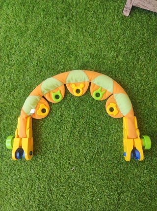 Arco de juegos para cuna