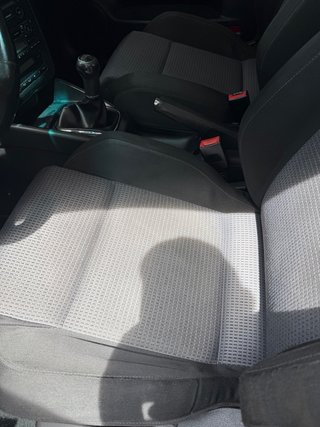 Volkswagen Golf 2003