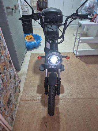 Moto Eléctrica e-zi Scooter 265 Km