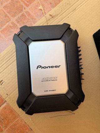 Subwoofer Pioneer TS-W304R + Amplificador GM-350