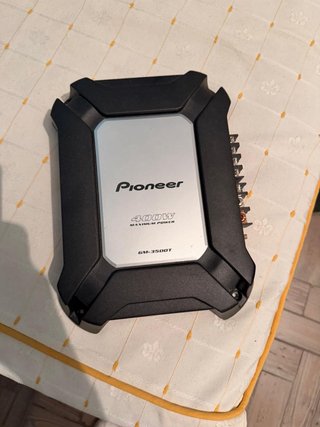 Subwoofer Pioneer TS-W304R + Amplificador GM-350