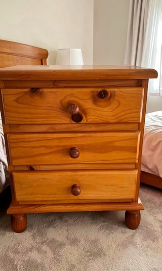 Dormitorio madera de pino