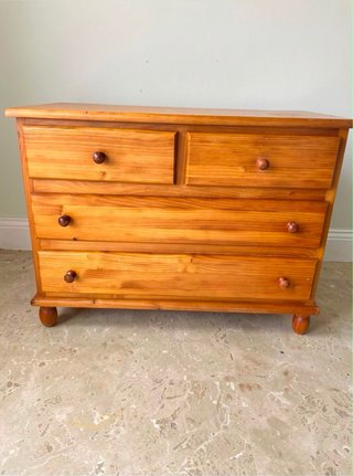 Dormitorio madera de pino
