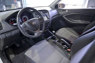 Hyundai i20   1.2 MPI 55kW 75CV Essence