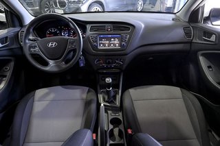 Hyundai i20   1.2 MPI 55kW 75CV Essence