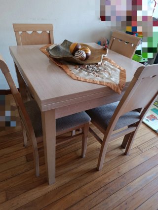 Mesa+6 sillas ,comedor extensible