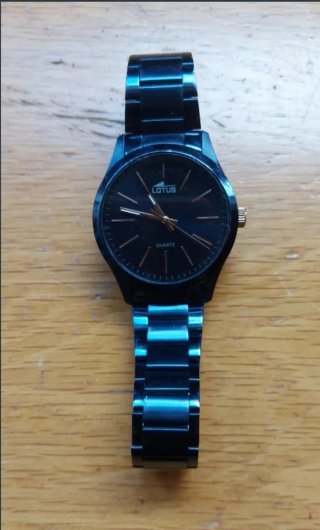 Reloj Lotus Azul y Dorado