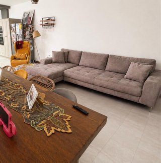 Sofá chaise longue beige/marrón