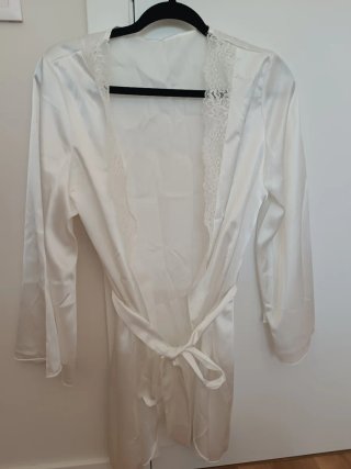 Bata Lencera Novia Encaje
