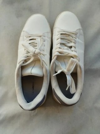 Zapatillas deportivas Pull&Bear blancas y grises