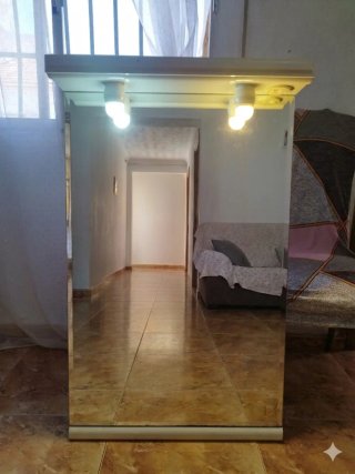 Espejo con luces LED
