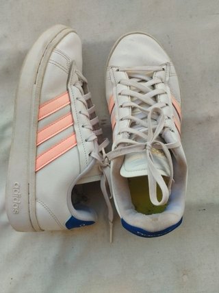 zapatillas Adidas y puma
