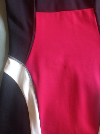 Vestido Morgan Negro y Rojo Talla S