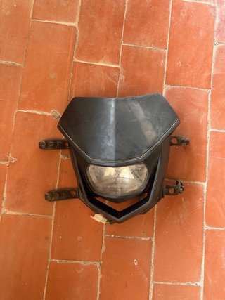 Foco delantero moto enduro