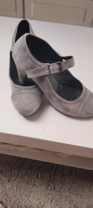 Zapatos de piel grises para baile