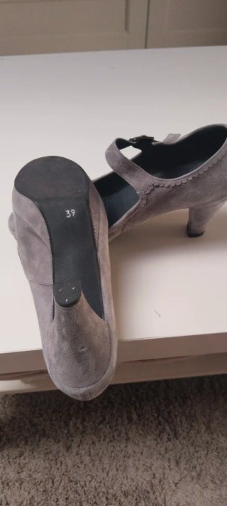Zapatos de piel grises para baile