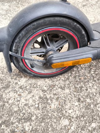 Patinete Eléctrico Negro