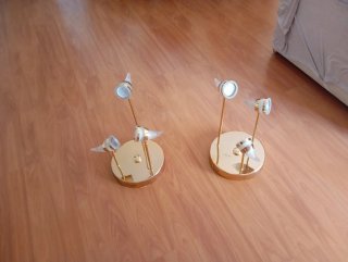 Lámpara de techo halógena dorada