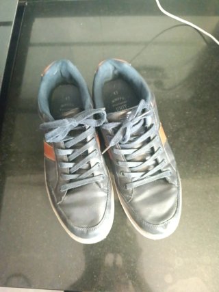 Zapatos de hombre: azul y marrón