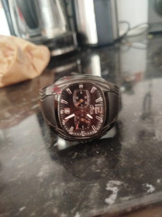 Reloj Lotus Negro