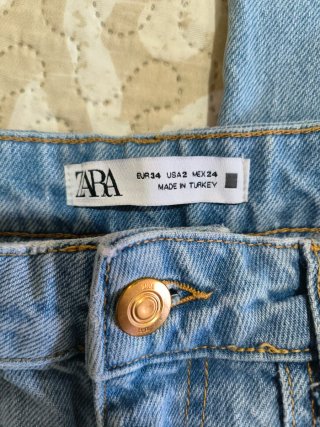 Pantalón vaquero cargo Zara azul