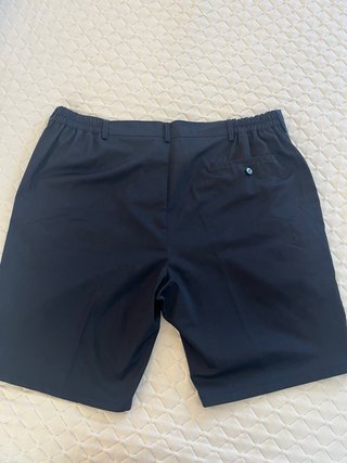 Bermudas azul marino