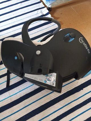 Pack bebé: Silla paseo capazo y porta bebe