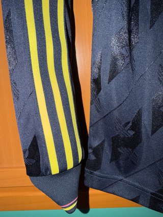 Camiseta Juventus Adidas Azul y Rosa