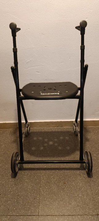 Andador Ortopedia con asiento