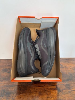 Nike Vomero 18 Gore-Tex Negro/Gris