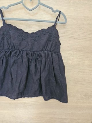 Top Zara Negro con Bordado Floral