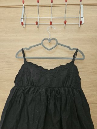 Top Zara Negro con Bordado Floral