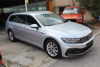 Volkswagen PASSAT 1.4 HYBRID 218 GTE EXECUTIVE (2023)
