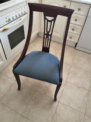Mesa comedor y 4 sillas madera