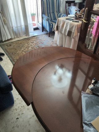 Mesa comedor y 4 sillas madera