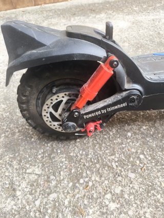 Patinete Eléctrico Negro con Detalles Azules